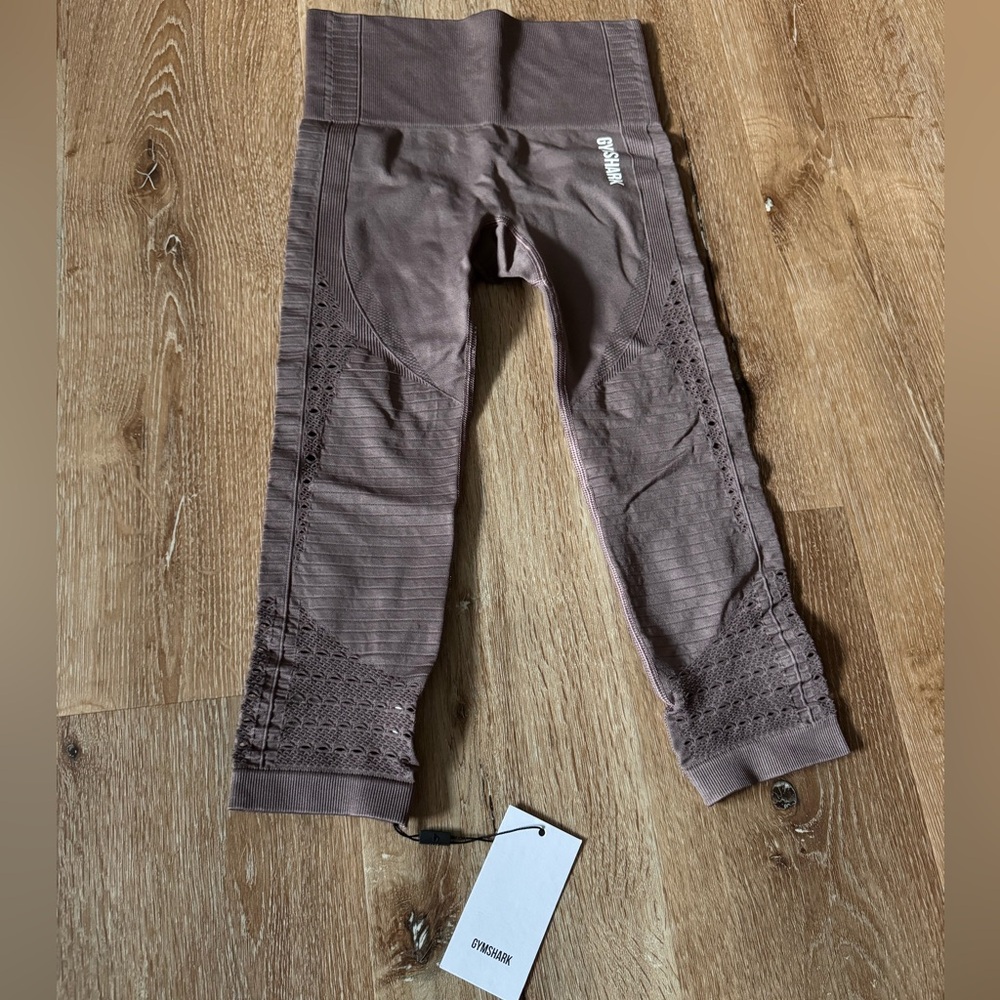 Gymshark NWT Rose Taupe Energy Seamless Cropped Leggings Size XS